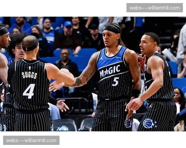 班凯罗23分16篮板6助攻全能表现，魔术逆转鹈鹕紧追前六